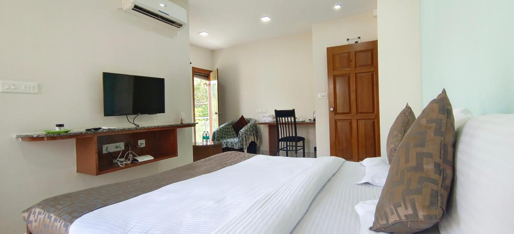 Sugamya Corner Guesthouse Майсур Номер фото